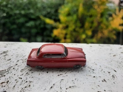 BORGWARD ISABELLA WIKING VINTAGE PLASTIC CAR 1/87 H0 H0  - Immagine 1 di 4