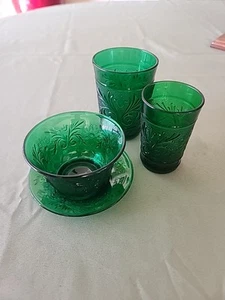 Vintage Emerald Green Anchor Hocking Custard Cup/Plate Liner/5 & 8oz Glasses Set - Picture 1 of 7