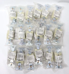 QTY 24 - Bryant 5261-I Isolated Ground Receptacle 15A 125V 3W 2P NO MOUNT SCREWS - Picture 1 of 4