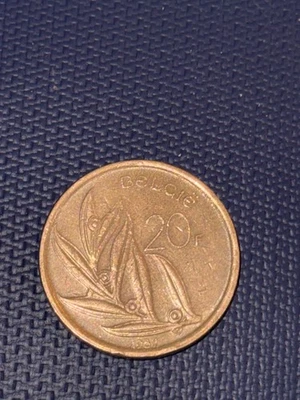Belgium 20F Coin 1982 Collectible Coin - Image 1 of 2