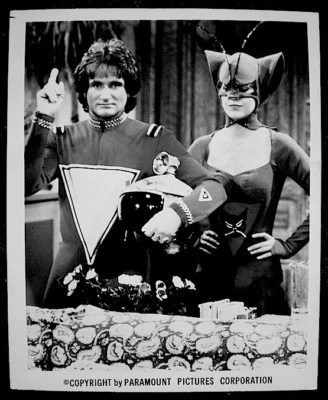 Robin Williams Pam Dawber Mork & Mindy Press Photo 1979 Date Stamp Original VTG - Image 1 of 3