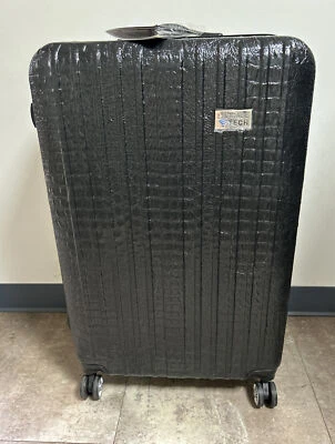 Luggage Tech 硬侧模塑塑料旋转行李箱黑色 — 第 1/4 张图片