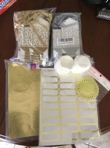 New Lot Bridal Wedding Christmas Candy Favor Kit Boxes Labels Paper Cups New - Picture 1 of 4