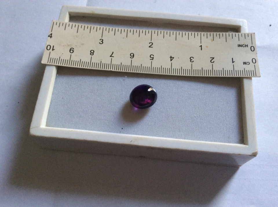  AMETISTA BRASILIANA CABOCHON  NATURALE   CARATI 8,7 - Immagine 1 di 1