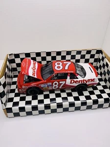 Ertl Bank White Rose Collectibles Joe Nemechek #87 Dentyne Lumina 1021 Of 2500 - Picture 1 of 12