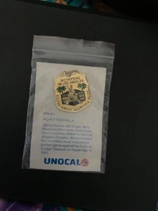 LOS ANGELES DODGERS 1992  "No-Hitters In L.A." Unocal 76 Hat Lapel Pin-NEW - Picture 1 of 2