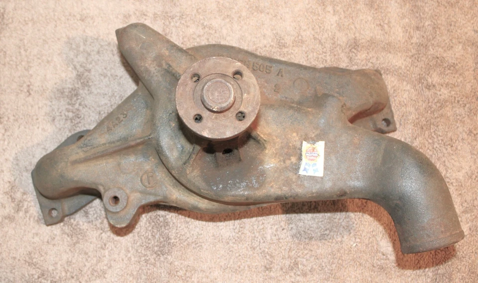 Lincoln Continental 1961 1962 1963 1964 1965 NOS bomba de agua Reman 430 Foto 1 de 4