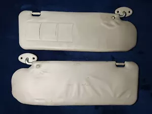 95-04 Toyota Tacoma Windshield Sun Visors Shades Light Gray Vinyl Pair Set LH RH - Picture 1 of 11