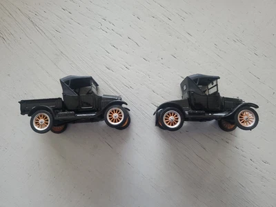 Lote de 2 Ford Modelo T 1925 Negro 1925 Cupé Runabout y Pickup Diecast 4" Largo Foto 1 de 4