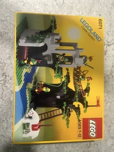 LEGO Forestmen’s Crossing 6071 1990 Castle System BOX MANUAL INSERT TRAY ONLY - Imagen 1 de 11