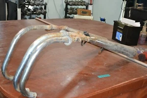 KAWASAKI KZ650 LEFT & RIGHT EXHAUST MUFFLER Pipe used - Photo 1/7