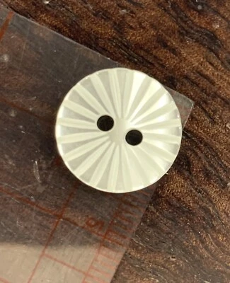 6 X White / Frosted Pearl Finish Ivory Shell 2 Hole Round Shirt Button Star 15mm - Image 1 of 4