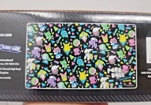 Juego de cartas coleccionables Pokémon: Mythical Mania Playmat nuevo - Imagen 1 de 4