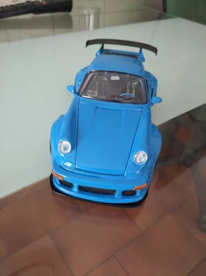 Modellino Porsche 911 KIT RWD  in Ferro e Resina Scala 1:24 Azzurro  - Immagine 1 di 4