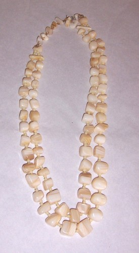 OFF WHITE Collana doppio filo perle di pietra bianco sporco crema Giappone su chiusura #N405