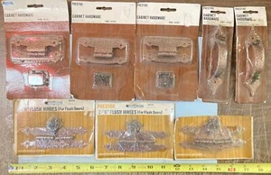 LOT PRESTIGE VINTAGE CABINET HARDWARE HINGES HANDLES DRAWER PULL HAMMERED COPPER - Picture 1 of 6