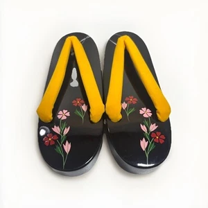 "Geta" Japan wooden lacquered sandals handmade US size 6, Japan 23cm for Ladies - Picture 1 of 8