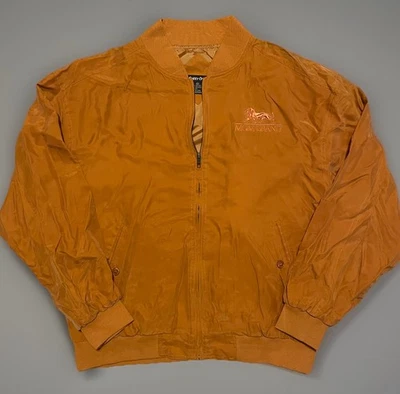 Винтажная мужская куртка-бомбер 80-х MGM Grand Casino Las Vegas оранжевая 100% шелк б/у в отличном состоянии - M - Изображение 1 из 4
