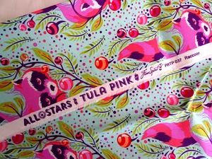 RACCOON-TULA PINK-POPPY-PWTP037-19 LONG X 34 WIDE-OOP- HTF - Picture 1 of 4