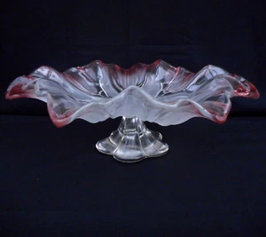Walther Glas "Sylvia" cranberry & frosted crystal comport - 32.5 cm (12.5") di'r - Picture 1 of 7