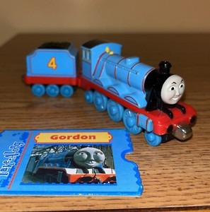 Gordon ! THOMAS FRIENDS TRAIN TAKE Along n play! COLLECTOR CARD