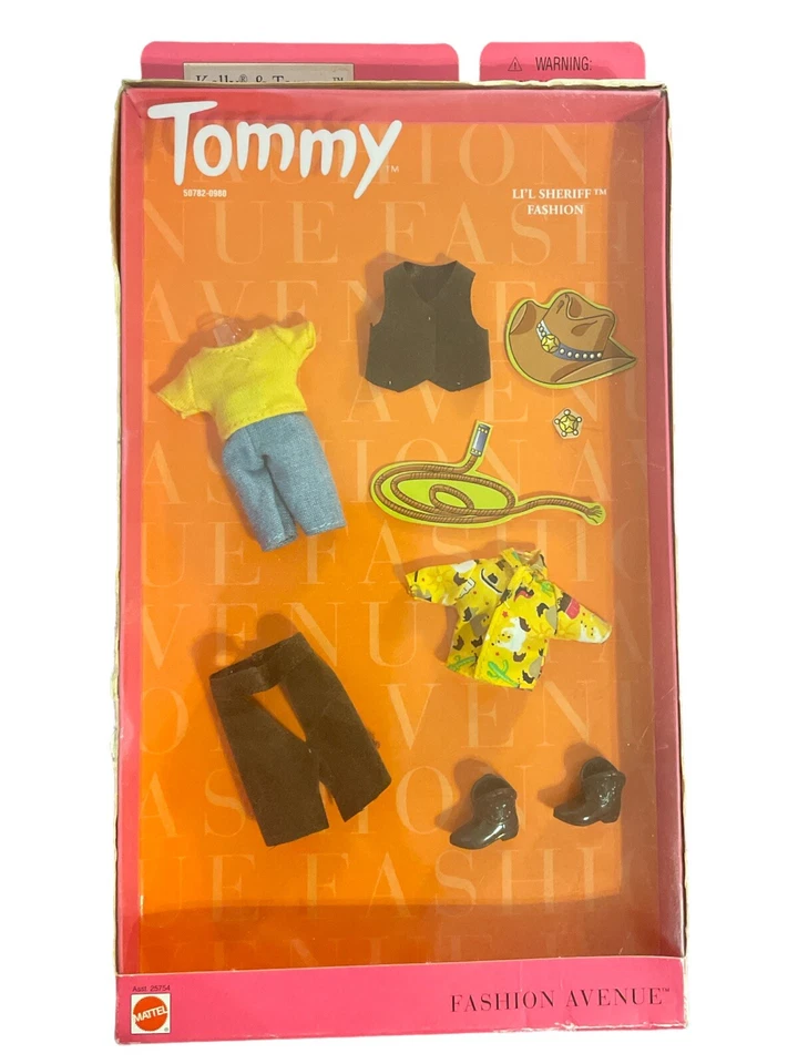 Kelly Fashion Avenue Birthday Party Outfits Accessories 1999 Mattel