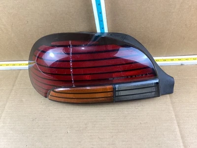 Luz trasera izquierda lado conductor Pontiac Grand Am 1996-1998 16522027 Foto 1 de 4