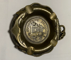 NASSAU BAHAMAS METAL ASH TRAY - Picture 1 of 3