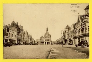 PERONNE im Jahr 1931 (Summe) La Grande Place nach dem Krieg wieder aufgebaut Garage Renault - Bild 1 von 2