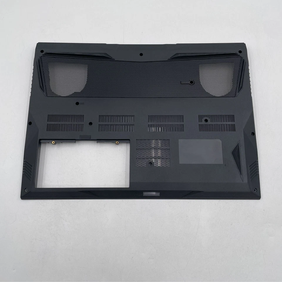 Cubierta inferior Clevo PB50EF 6-39-PB503-012 Foto 1 de 4