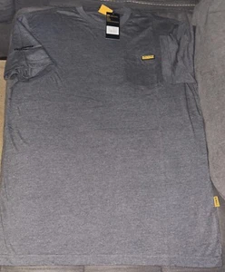 Camiseta de Trabajo DEWALT Para Hombre Popelina Bolsillo Logo Manga Corta Talla Med Gris Carbón - Imagen 1 de 16