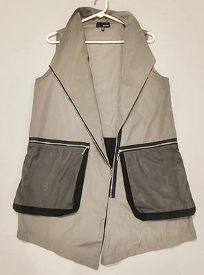 Chaleco Sun Kim Asimétrico Lagenlook Gris/Negro Bolsillos en Contraste Cremallera Cortavientos XS Foto 1 de 4