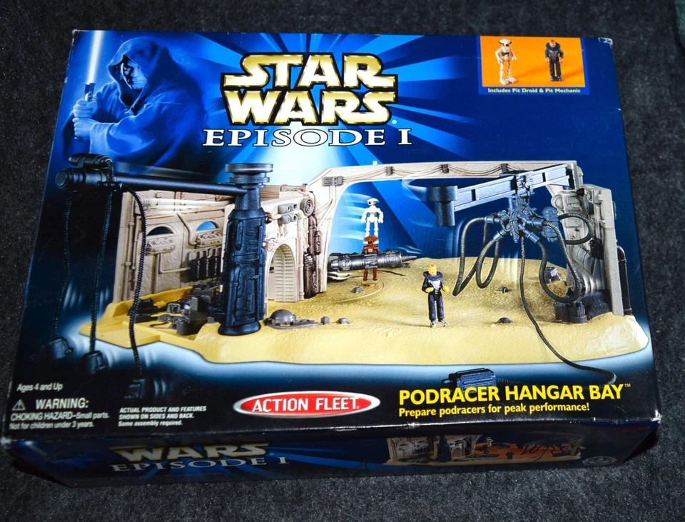 1998 Galoob Star Wars Episode I Podracer Hangar Bay Action Fleet