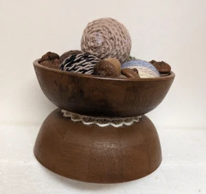 Wood grain bowl centerpiece 5 yarn wrapped balls and acorns rustic décor new - Picture 1 of 3