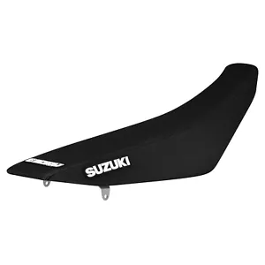 2000-2024 SUZUKI DRZ 400 400S 400E 400SM Gripper Seat Cover ALL BLACK LOGO #70 - Foto 1 di 3