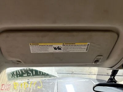 Used Left Sun Visor fits: 2007 Chevrolet Silverado 1500 pickup new style smooth - Изображение 1 из 4