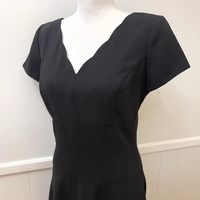 Vestido para mujer Donna Ricco manga corta pequeño negro escote festoneado talla 8 Foto 1 de 4