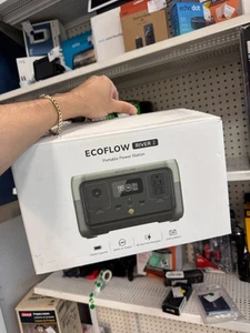 EcoFlow RIVER 2 Portable Power Station 256Wh Capacity - Excellent Condition - Picture 1 of 3