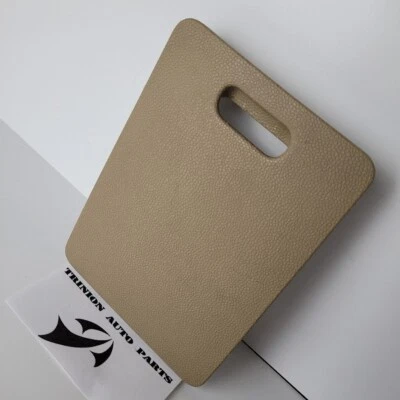 Nissan Armada 2004-2007 interior caja de fusibles tapa acceso cubierta bronceada OEM Foto 1 de 3