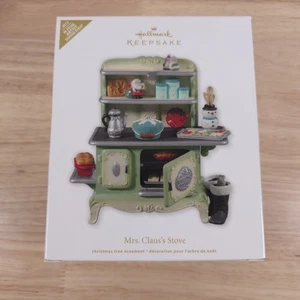 Hallmark Mrs. Claus's Stove recuerdo adorno artista evento especial 2012 - Imagen 1 de 9