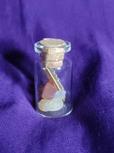 Carnelian, Quartz Point, Frankincense & Golden Feather for Healing and Spiritual - Picture 1 of 5
