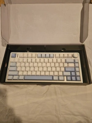 AULA F75 Wireless Mechanical Keyboard -  RGB (Salt White, Blue) - Excellent - Image 1 of 4
