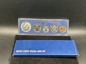 1966 Special US Mint set (OGP) 5 coin Set US Coins C7 - Picture 1 of 2