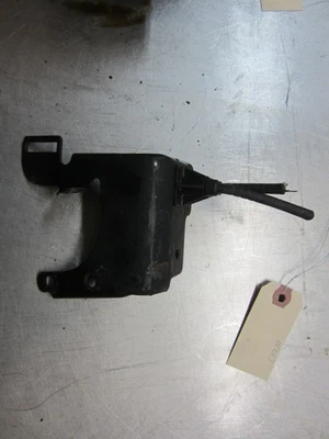 Soporte de cable de acelerador para 04-05 Chrysler Sebring 2.4 04591560AE Foto 1 de 4