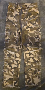 Unbranded - Camouflage - Tattered - Patch All Over - Youth Size 11 - Jeans - Picture 1 of 5