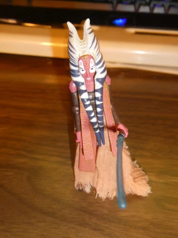 Star Wars The Clone Wars SHAAK TI JEDI MASTER 3.75” Hasbro Figure 2010 Cover
