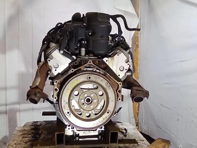 Used Engine Complete Assembly fits: 2011 Chevrolet Tahoe 5.3L gasoline VIN 0 8th Foto 1 de 4