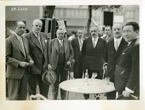 "D. SOUHAMI, Robert T.KANE,?, Alfred SAVOIR,A.BERTHOD, Pierre BENOIT" Photo 1931 - Bild 1 von 1