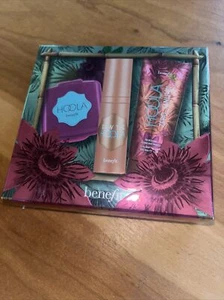 Benefit Cosmetics “GET YOUR HOOLA ON” 3 Pc Kit New In Box *Very Rare & HTF* - Picture 1 of 3