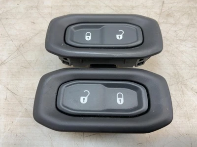 Оригинальный переключатель блокировки двери с электроприводом для водителя и пассажира Jeep JT Gladiator 2020-23 060019 - Изображение 1 из 4